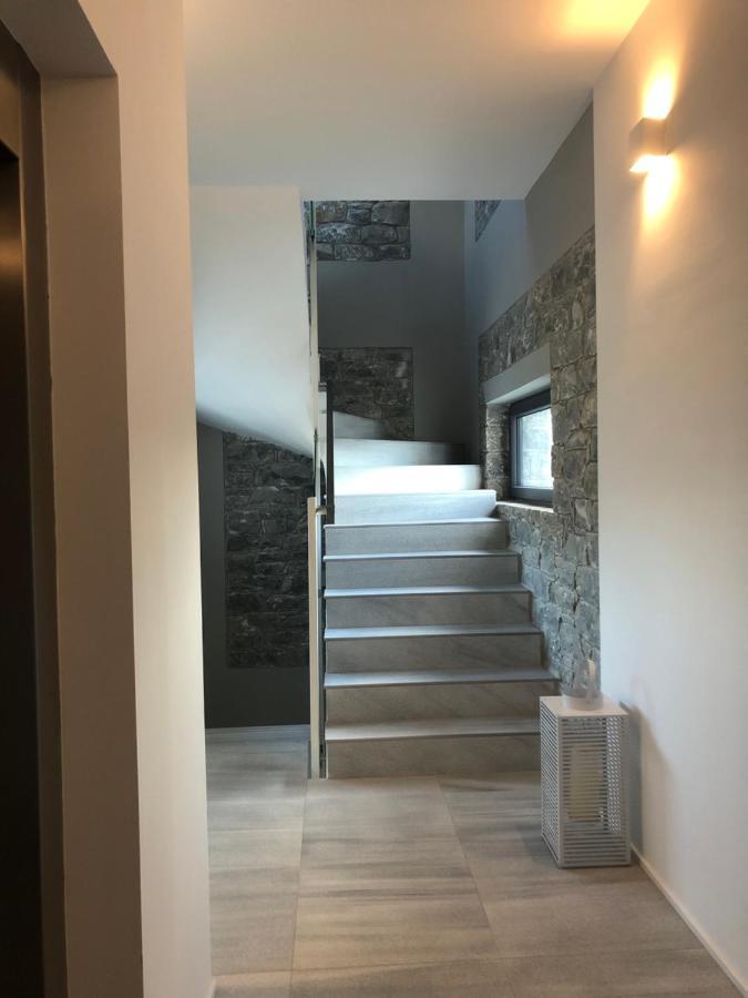Elion Luxury Apartments Kalamáta Buitenkant foto